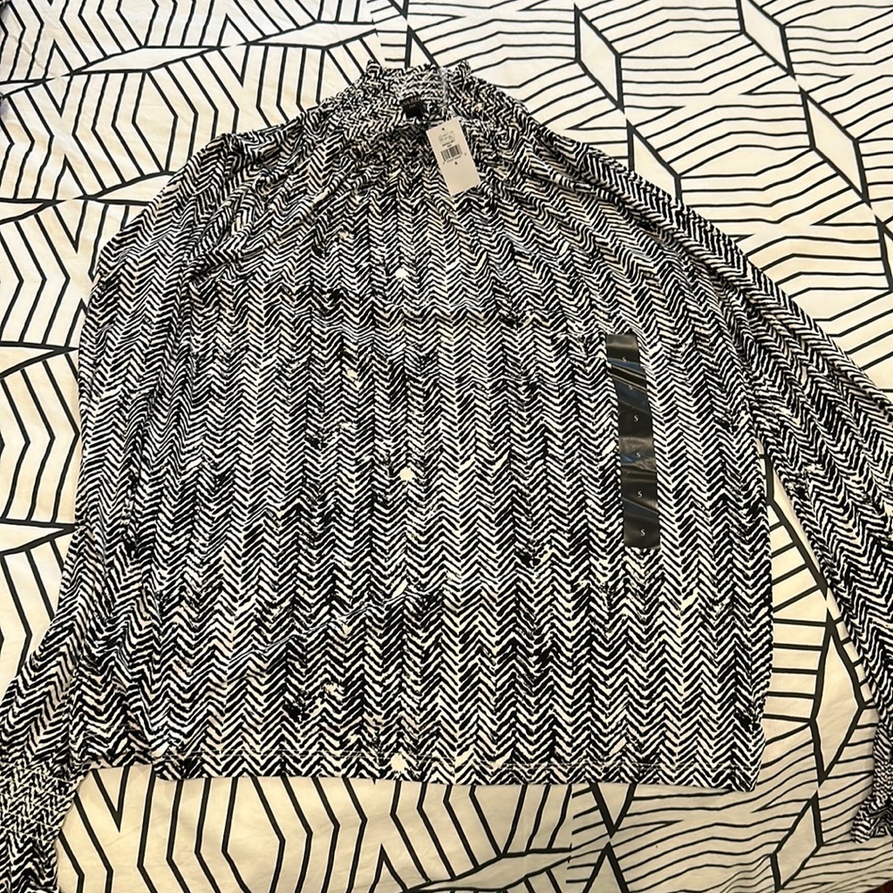 Banana Republic blouse. NWT. Size small